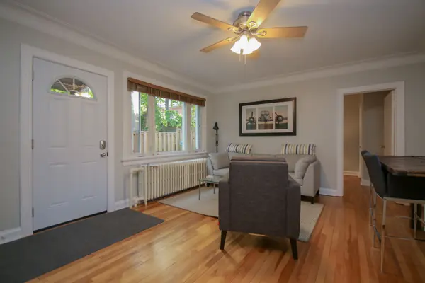 29 Argyle AVE #4, Ottawa Centre, ON K2P 1B3