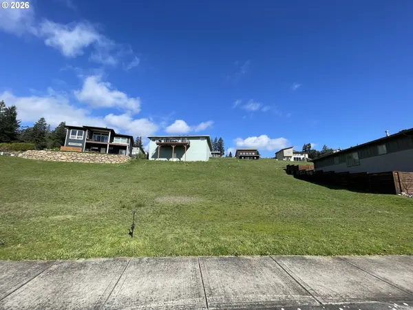 151 NE LOWER BASSO CIR, Stevenson, WA 98648