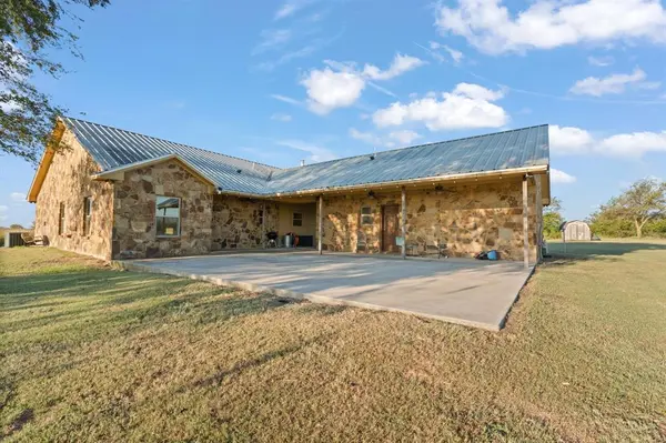 3800 A County Road 1011, Godley, TX 76044