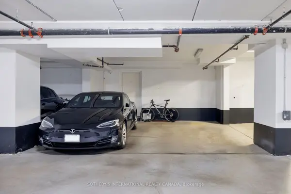 7 Thurloe AVE, Toronto C10, ON M4S 0B4