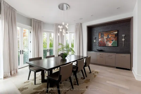 7 Thurloe AVE, Toronto C10, ON M4S 0B4