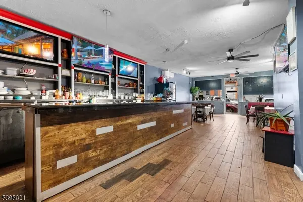 4 Market St, Passaic City, NJ 07055