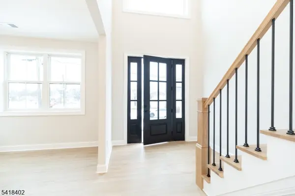 7 Altamont Rd, Edison Twp., NJ 08817