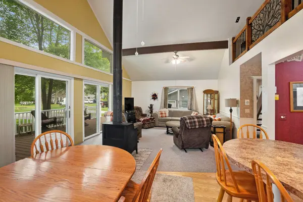 10905 1st ST, Morton Twp, MI 49346