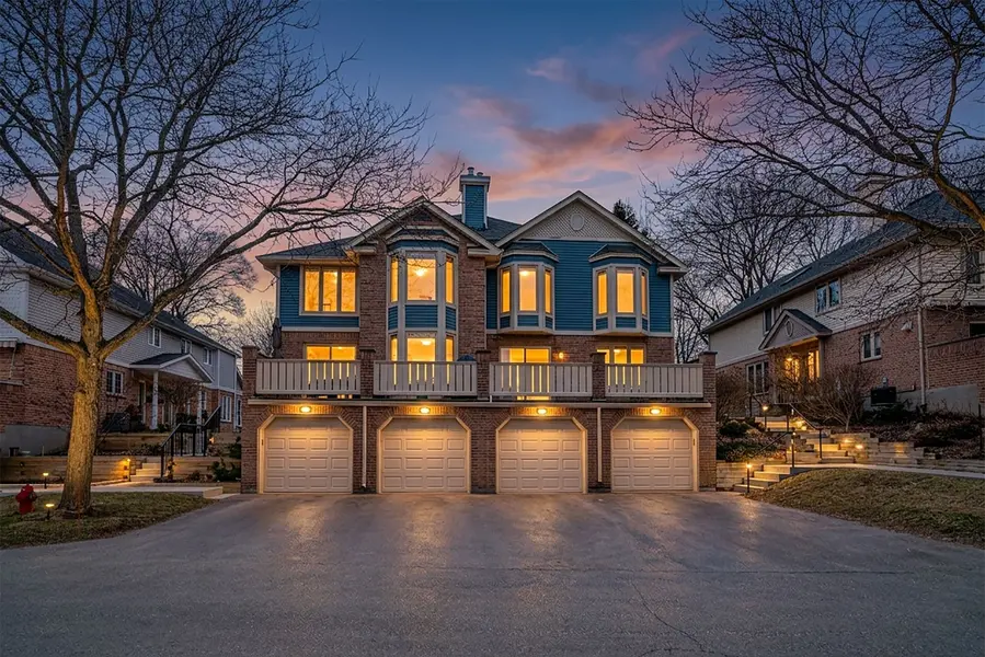 941 Gordon ST #11, Guelph, ON N1G 4R9