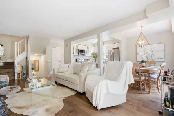 941 Gordon ST #11, Guelph, ON N1G 4R9