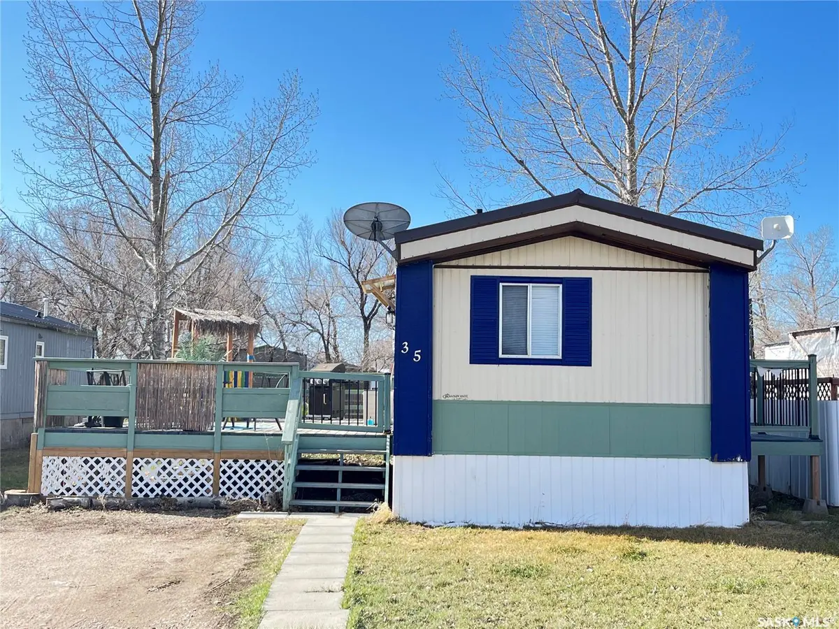 Rural Address, Maple Creek, SK S0N 1N0