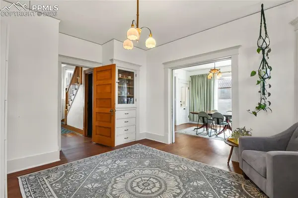 312 E Cimarron ST, Colorado Springs, CO 80903