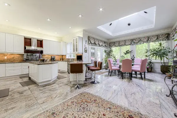 46 Wimpole DR, Toronto C12, ON M2L 2L3