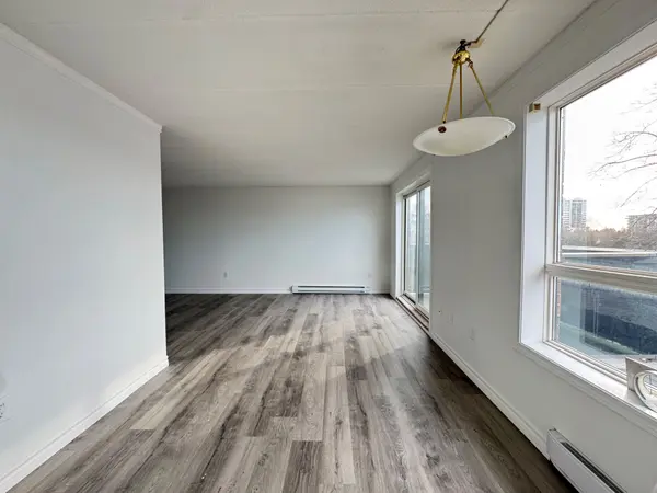 43 Taunton RD #48, Oshawa, ON L1G 3T6