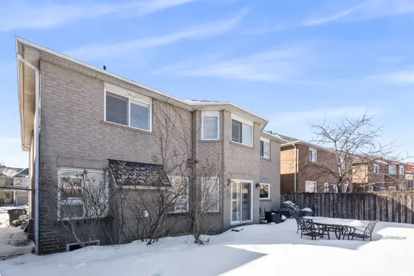 76 Hiberton CRES, Brampton, ON L7A 3C9