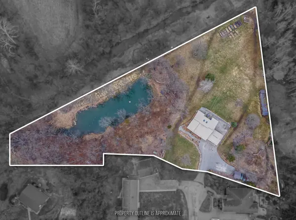 4 Alma ST, North Middlesex, ON N0M 1A0