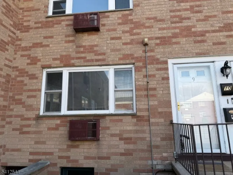432-434 Trenton Ave #9, Paterson City, NJ 07503