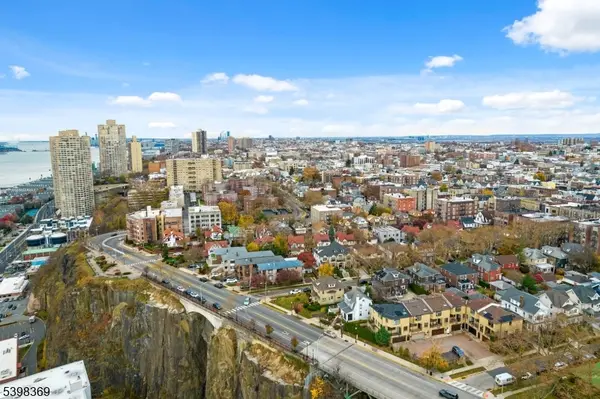 25 75Th St, North Bergen Twp., NJ 07047