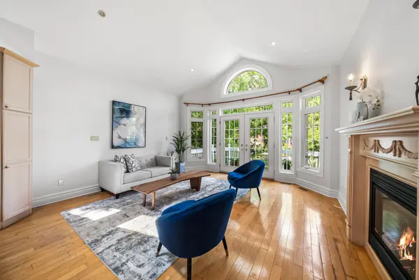 24 Abitibi AVE, Toronto C14, ON M2M 2V1