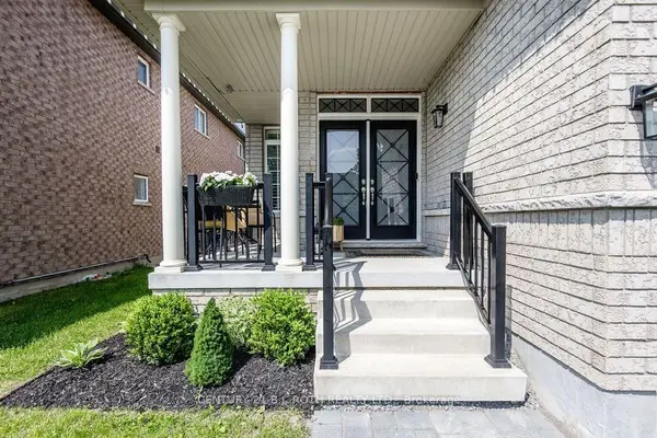 20 WESTMINSTER CIR, Barrie, ON L4M 0A3