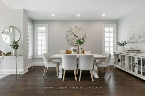 20 WESTMINSTER CIR, Barrie, ON L4M 0A3