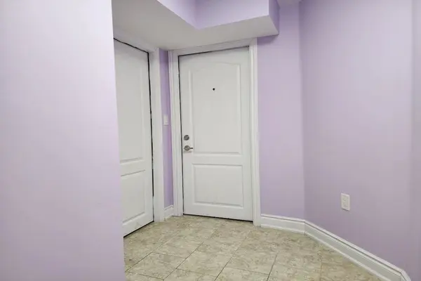 308 Brisdale DR #Bsmt, Brampton, ON L7A 3A1