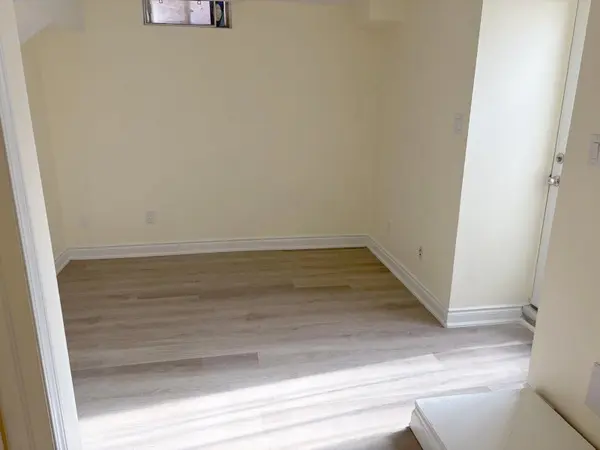 103 Sugarhill DR #Bsmt, Brampton, ON L7A 3X3