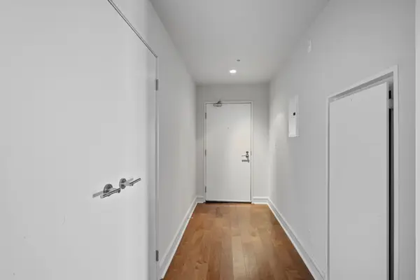 555 Anand Private #802, Billings Bridge - Riverside Park And Area, ON K1V 2R7