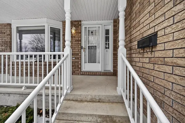 1002 Montrose ST, Brockville, ON K6V 7E9