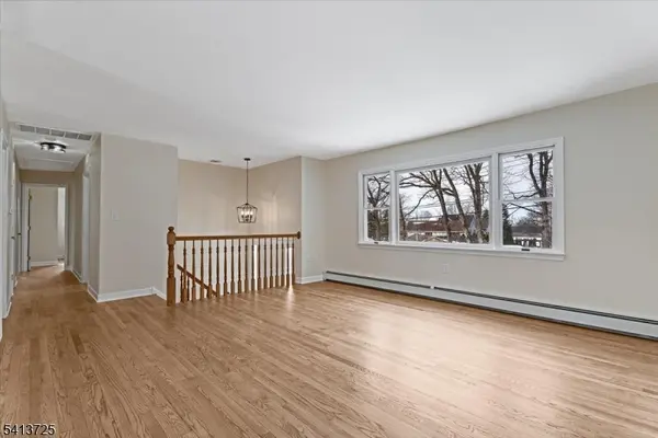 603 Bensel Dr, Mount Arlington Boro, NJ 07850