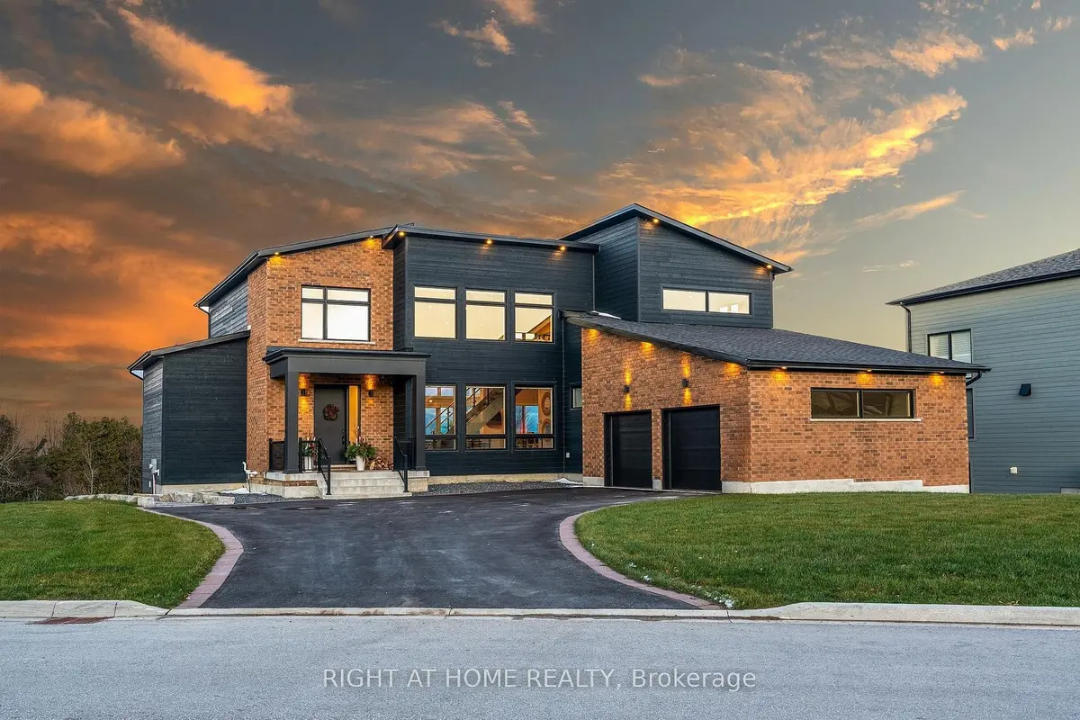 101 Sladden CT, Blue Mountains, ON N0H 2P0