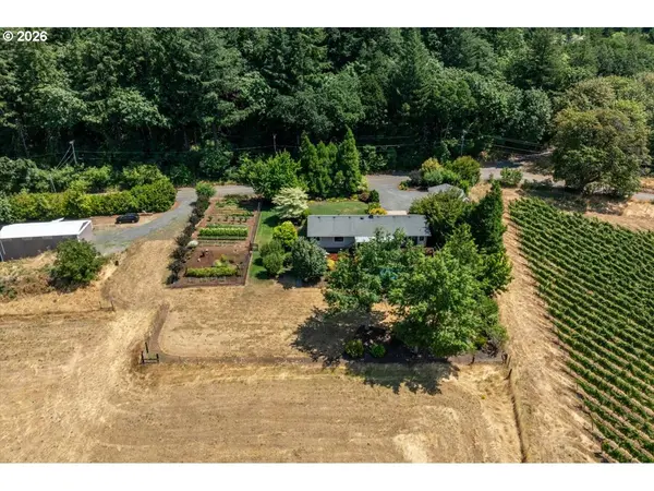 19405 NE KINGS GRADE, Newberg, OR 97132