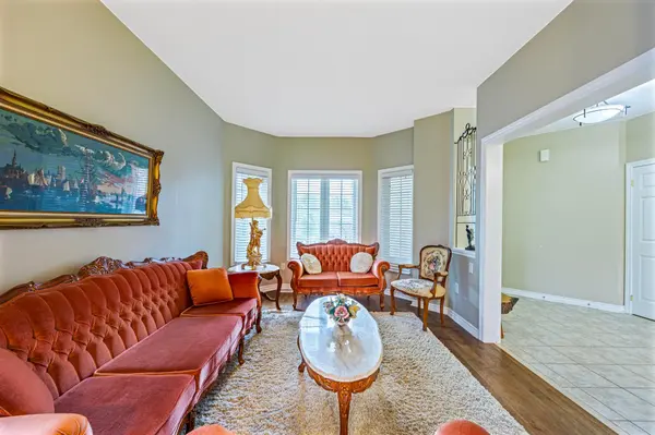 66 Penvill TRL, Barrie, ON L4N 5C5