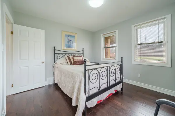 4099 Niagara Pkwy, Fort Erie, ON L0S 1S0