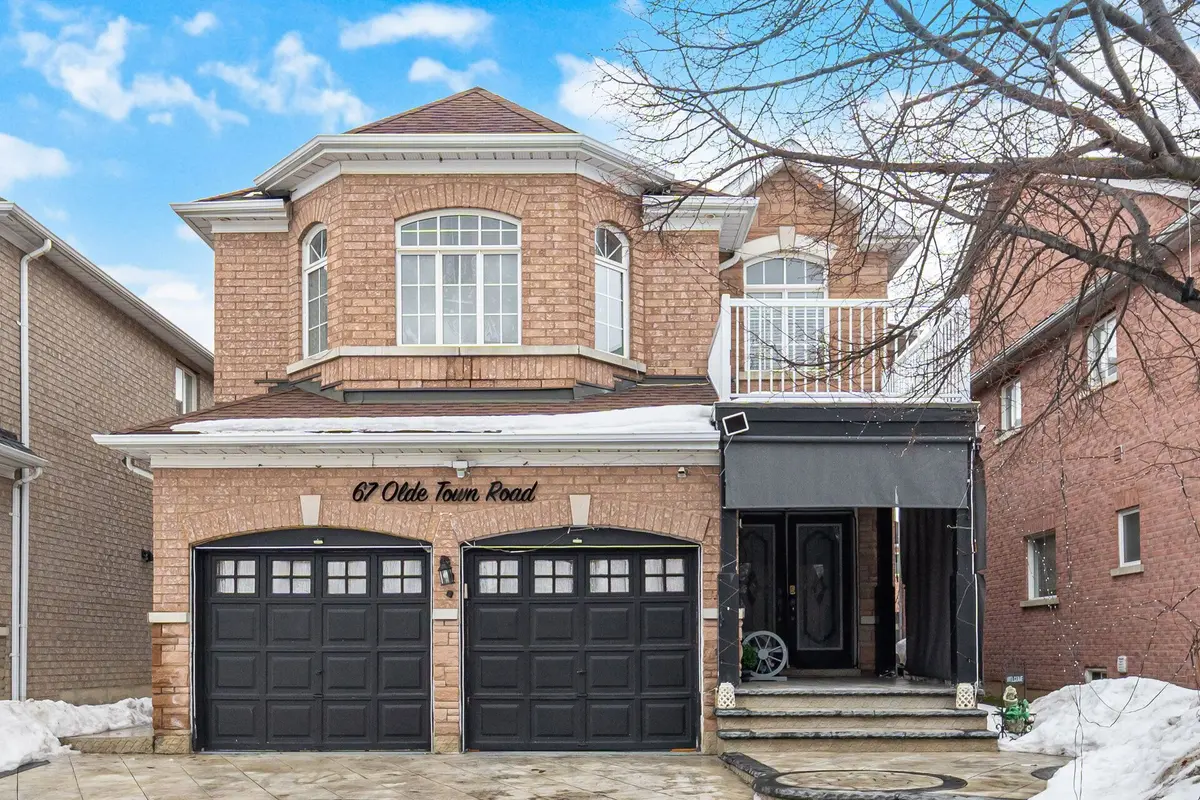 67 Olde Town RD, Brampton, ON L6X 4T8