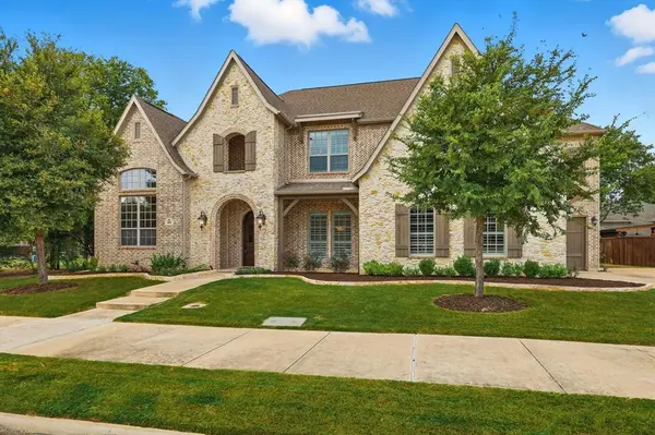 801 Surrey Lane,  Flower Mound,  TX 75022