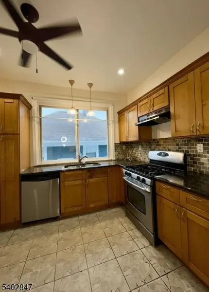 180 Pomona Ave #2, Newark City, NJ 07112