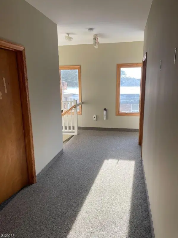 10 Brookside Ave, Caldwell Boro Twp., NJ 07006