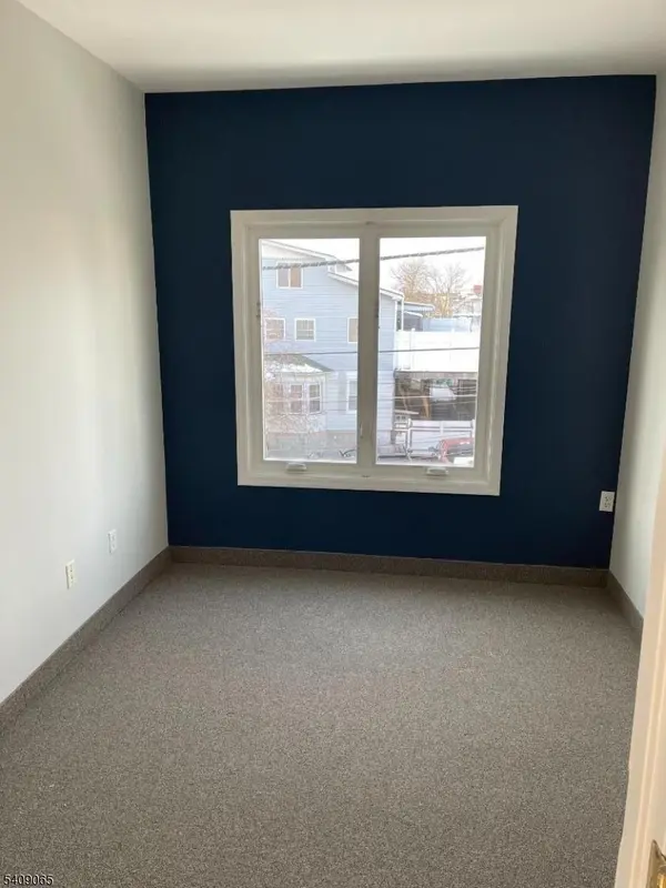 10 Brookside Ave, Caldwell Boro Twp., NJ 07006