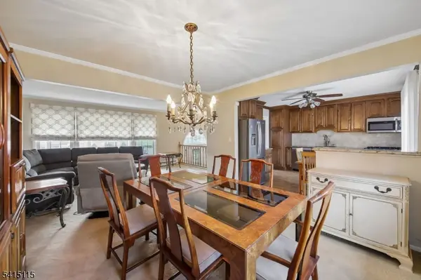 12 Ann St, Verona Twp., NJ 07044