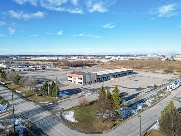 285 South Blair ST, Whitby, ON L1N 9V9