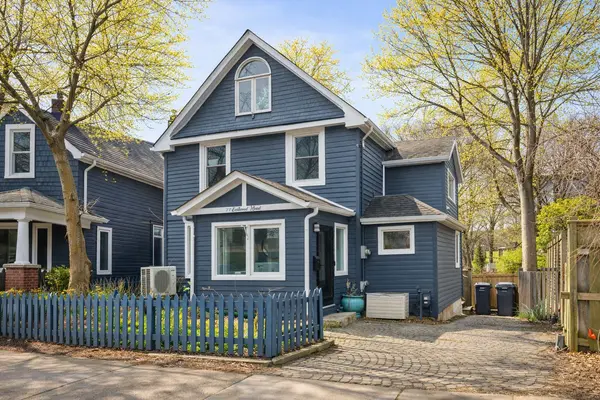 77 Eastwood RD, Toronto E02, ON M4L 2C7