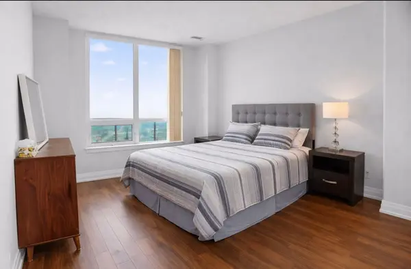 7165 Yonge ST #PH 09, Markham, ON L3T 0C9