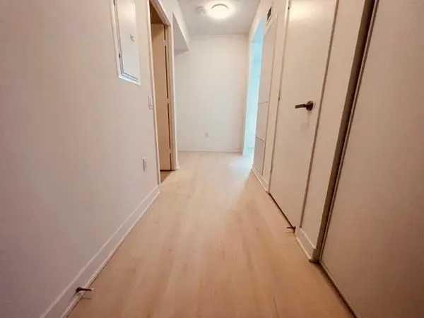 3900 Confederation Pkwy #1313, Mississauga, ON L5B 0M3