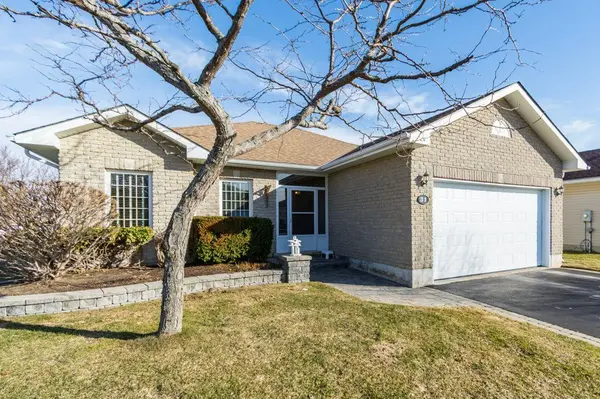 31 Aletha DR, Prince Edward County, ON K0K 3L0