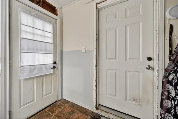 28 Oak ST, Brockville, ON K6V 5R2