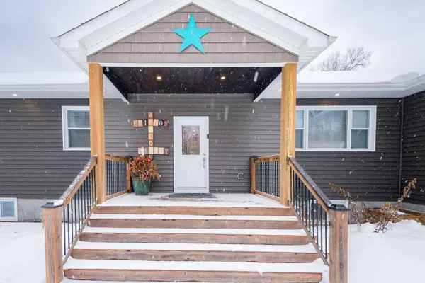 106 Riverside DR, Bonfield, ON P0H 1E0