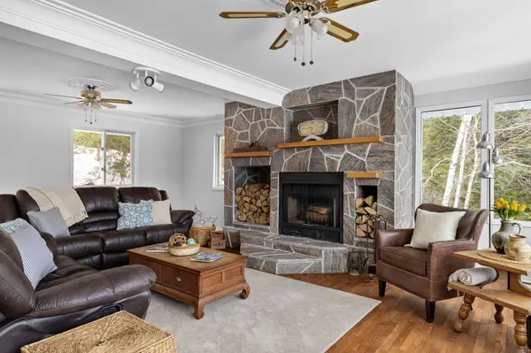 75 Silver Point DR, Seguin, ON P2A 2W8