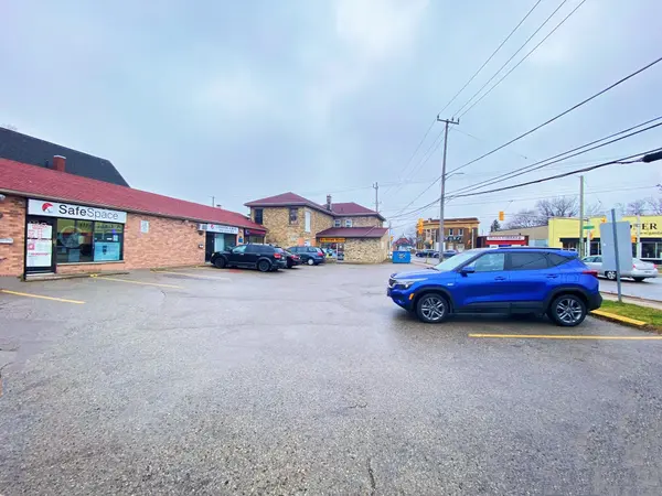 414 HAMILTON RD, London East, ON N5Z 1R9