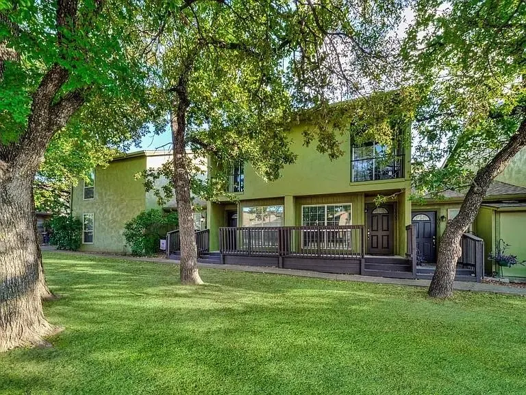 1901 Kingswood Court #1905, Denton, TX 76205