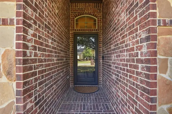 8900 Stone Top Drive, Fort Worth, TX 76179