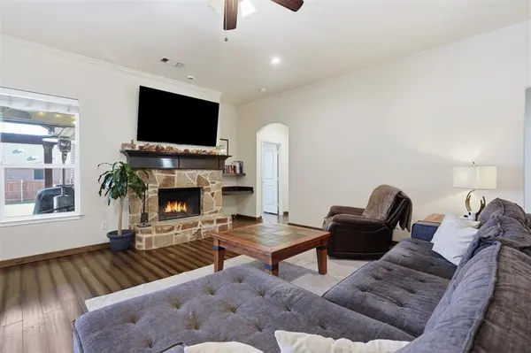 8900 Stone Top Drive, Fort Worth, TX 76179