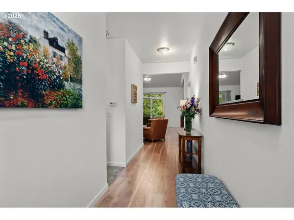 124 W JOHANNA CT, Newberg, OR 97132