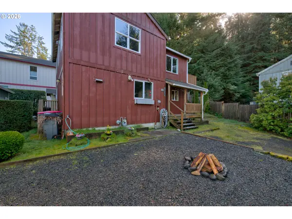 1325 CASCARA LN, Cannon Beach, OR 97110